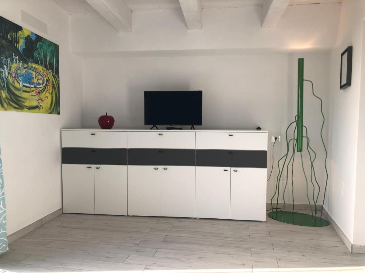 Un Capriccio - Ginepro Apartment Aieta Exterior foto